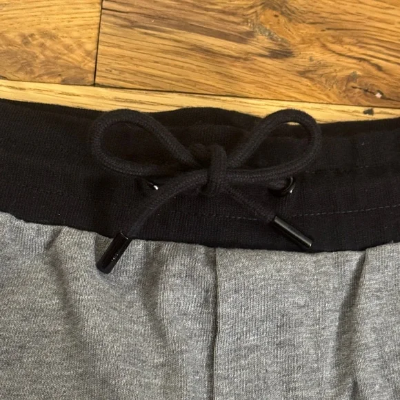 THE KOOPLES Men's Gray Shorts